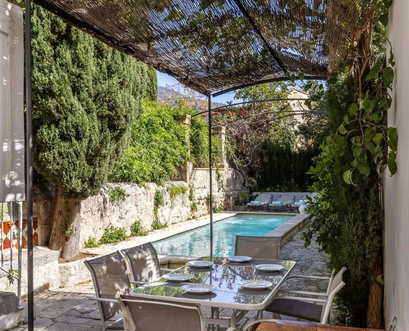 Mar 10 Villa Soller
